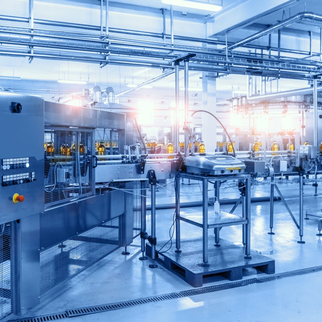 Beverage,Factory,,Conveyor,Belt,With,Bottles,,Food,And,Drink,Production